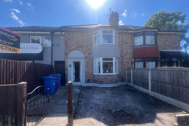 3 bed property, in 4 Banks Lane, £130,000