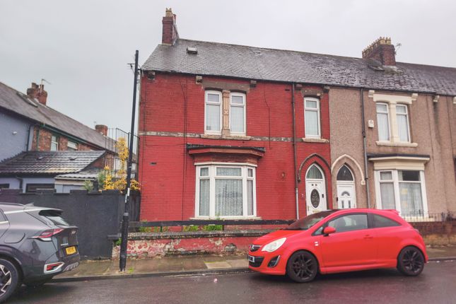 4 bed property, in Sydenham Road, £67,000