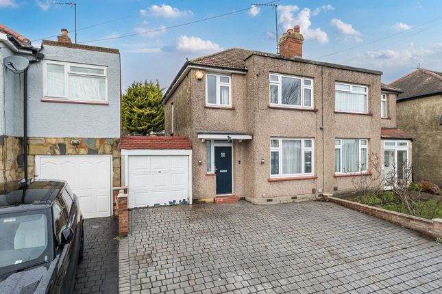 3 bed property, in Swingate Lane, £525,000