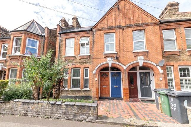 2 bed property, in Blyth Road, £400,000