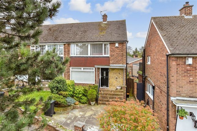 3 bed property, in Chalky Bank, £300,000