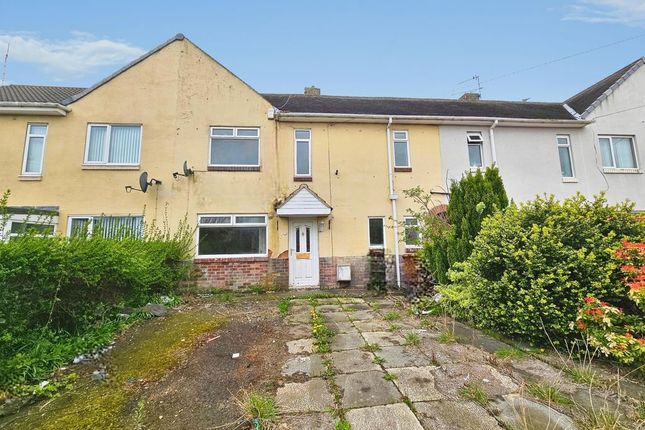 3 bed property, in Roslin Park, £65,000