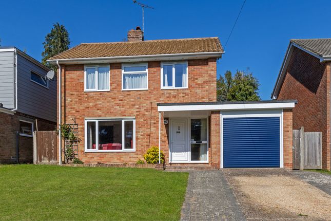 3 bed property, in Teg Down Meads, £650,000