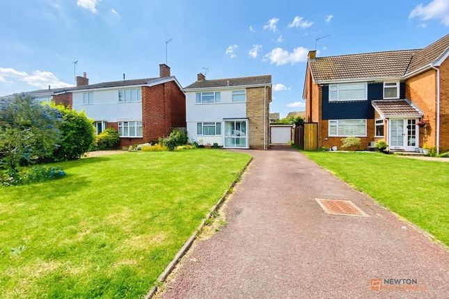 3 bed property, in Priory Crescent, £325,000