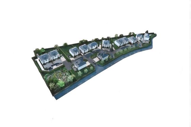 Studio, in Cemetery Road, £135,000