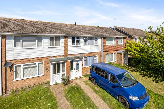 3 bed property, in Newland Road, £350,000