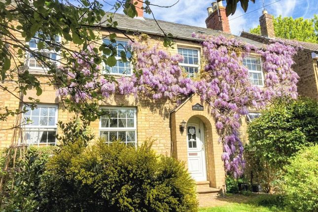 4 bed property, in Thorpe Street, £450,000