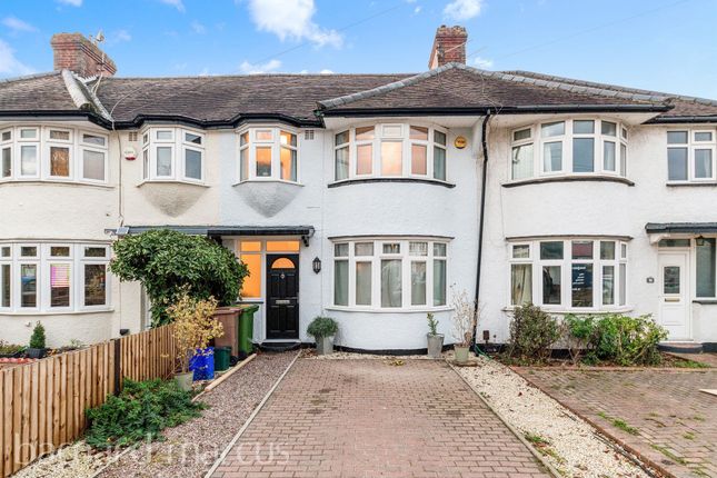 3 bed property, in Kingston Avenue, £550,000