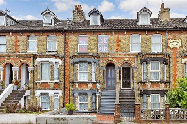 4 bed property, in London Road, £275,000