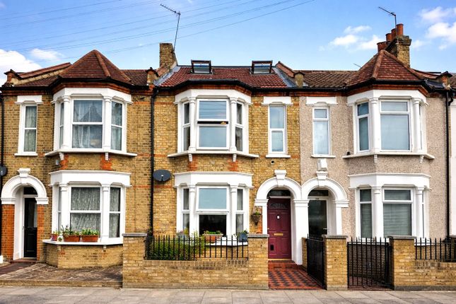 4 bed property, in Bradgate Road, £600,000