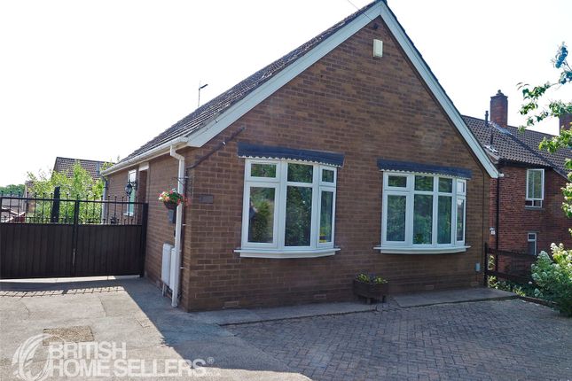 2 bed property, in Nursery Road, £210,000