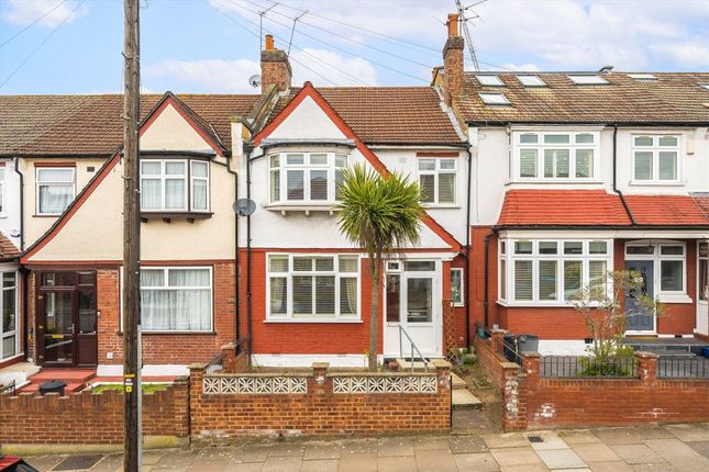 3 bed property, in Lingwell Road, £850,000