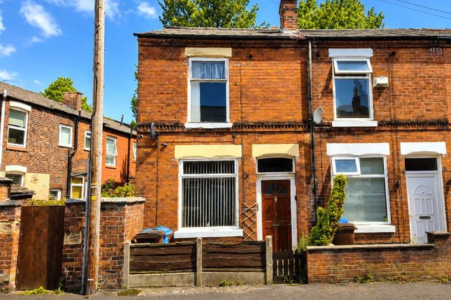 2 bed property, in 3 Ellen Street, £60,000
