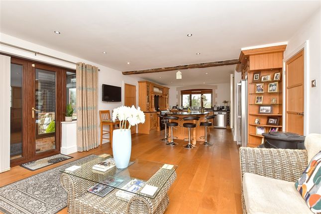 4 bed property, in Wrotham Road, £1,175,000
