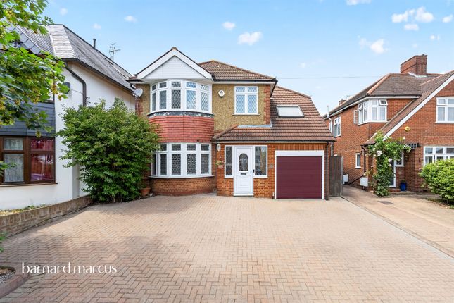5 bed property, in Collingwood Avenue, £899,950