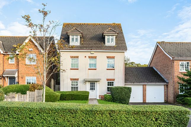 5 bed property, in Titchfield Park Road, £565,000