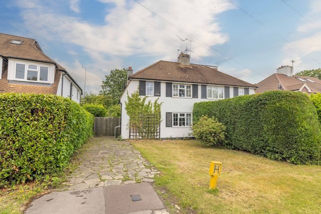 2 bed property, in The Parkway, £550,000