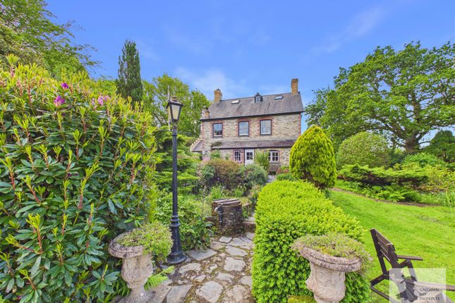 5 bed property, in Abercych, £450,000