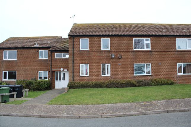 2 bed property, in Elizabeth Close, £100,000