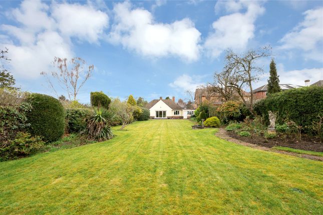 3 bed property, in The Broadway, £725,000