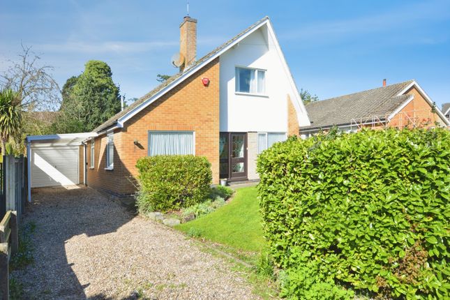 3 bed property, in Spring Lane, £350,000