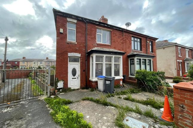 3 bed property, in Warbreck Drive, £110,000