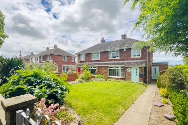 3 bed property, in Marlborough Road, £400,000