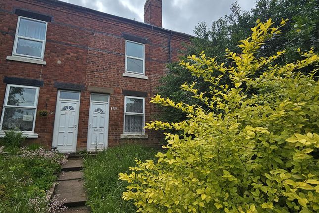 3 bed property, in Main Street, £107,000