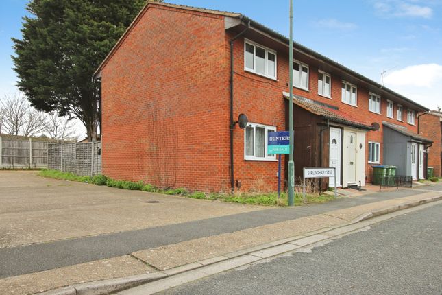 3 bed property, in Surlingham Close, £350,000