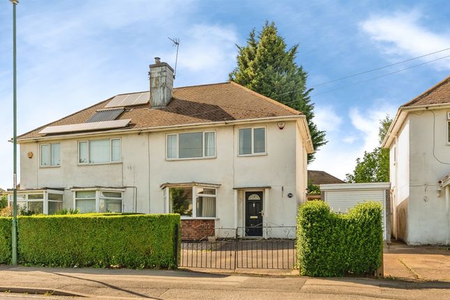 3 bed property, in Chingford Road, £170,000