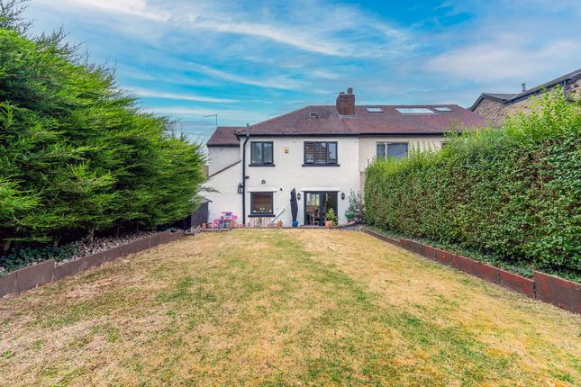 4 bed property, in Sterndale Road, £600,000