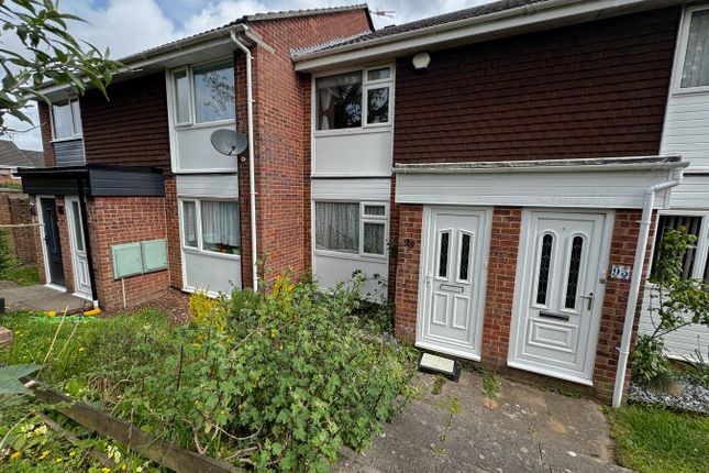 2 bed property, in Merley Lane, £279,950
