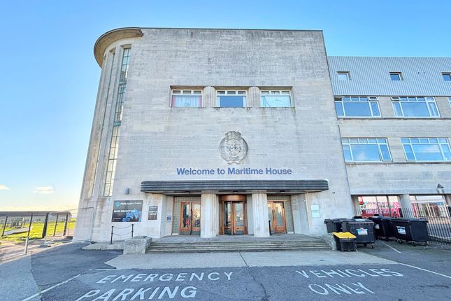 1 bed property, in Maritime House, £65,000