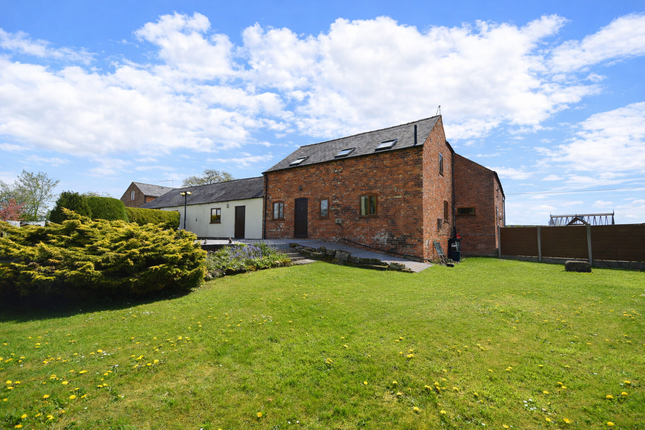 3 bed property, in Rack Lane, £385,000