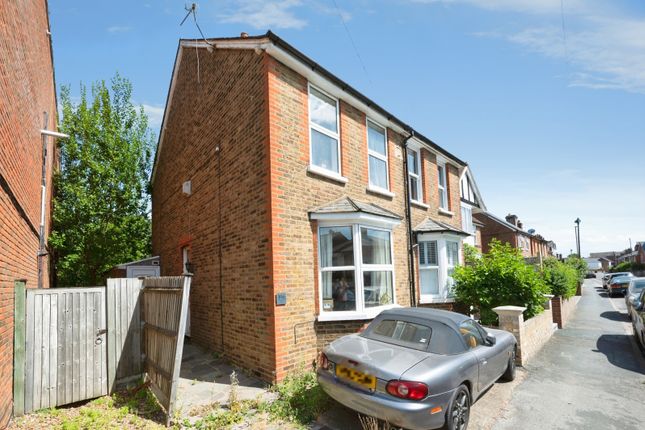 3 bed property, in Anyards Road, £495,000