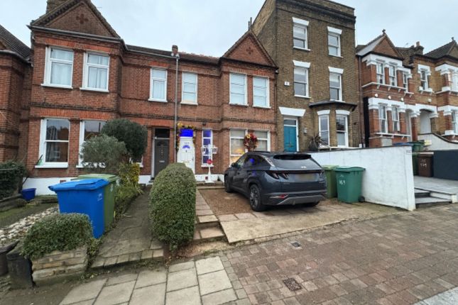 3 bed property, in 169/169A Dunstans Road, £420,000