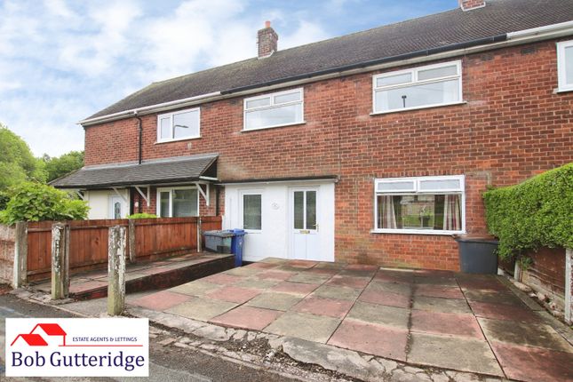 3 bed property, in Cedar Road, £110,000