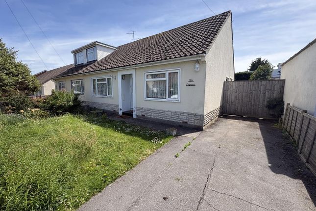 2 bed property, in Crosswell Close, £215,000