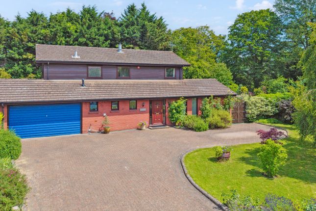 5 bed property, in Chestnut Drive, £1,250,000