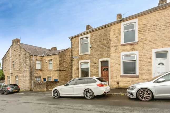 3 bed property, in Leonard Street, £125,000