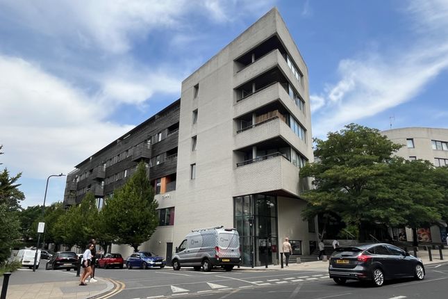 1 bed property, in Flat 23, £225,000