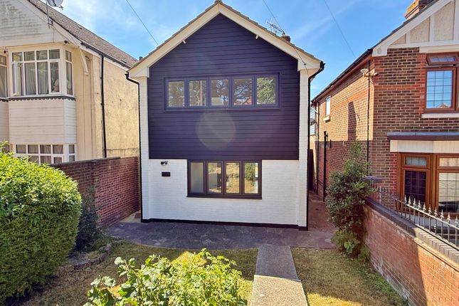 3 bed property, in Havant Road, £399,950