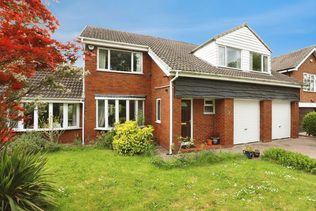 6 bed property, in Bayley Road, £550,000