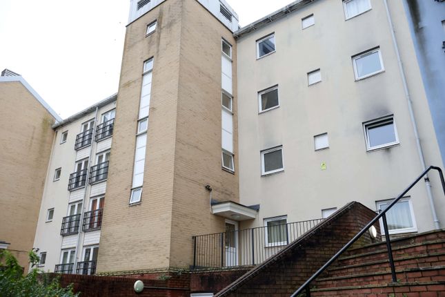 2 bed property, in White Star Place, £112,700
