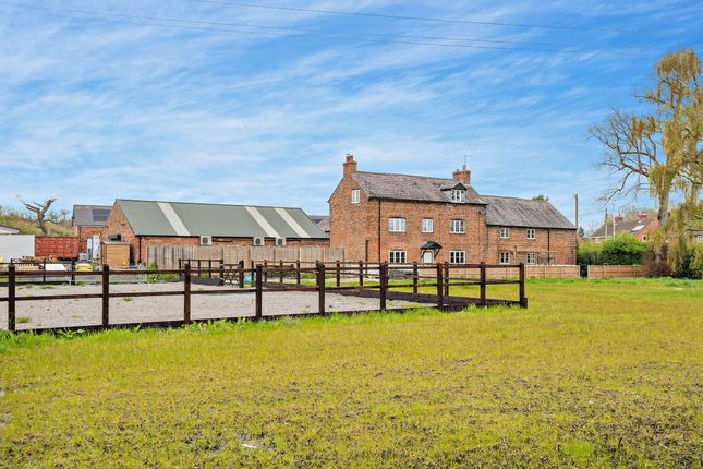 5 bed property, in Stanney Lane, £650,000