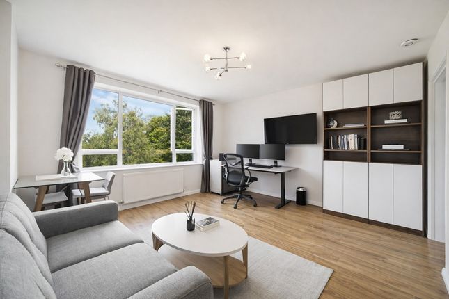 2 bed property, in Philbeach Gardens, £730,000