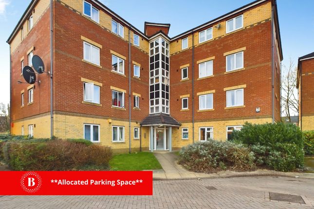 1 bed property, in Headford Gardens, £110,000