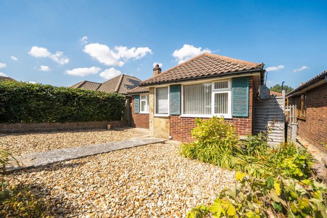 4 bed property, in Freshbrook Road, £375,000