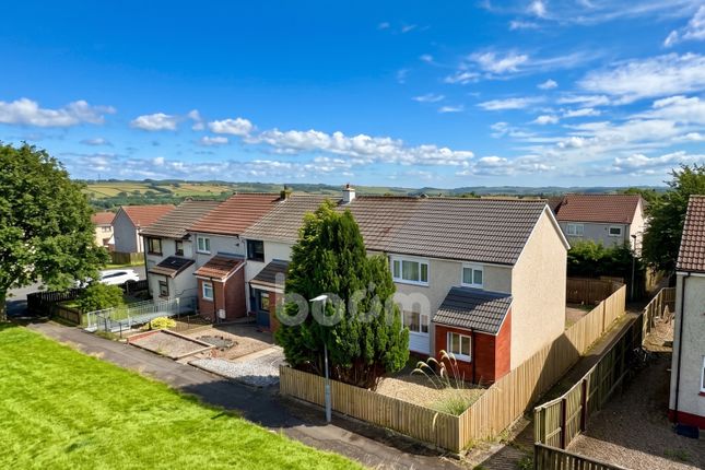 3 bed property, in Ladeside Court, £95,000
