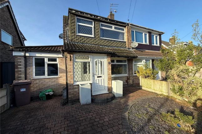 3 bed property, in Balmoral Avenue, £165,000